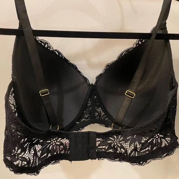 Juicy Couture Sexy Black Floral Laced Bra - Picture 2 of 6